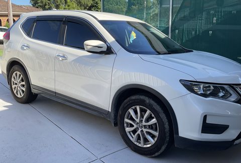 2018 Nissan X Trail ST. 4 WD photo 3