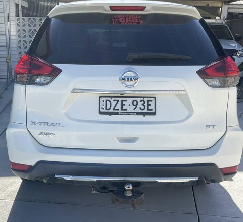 2018 Nissan X Trail ST. 4 WD photo 2